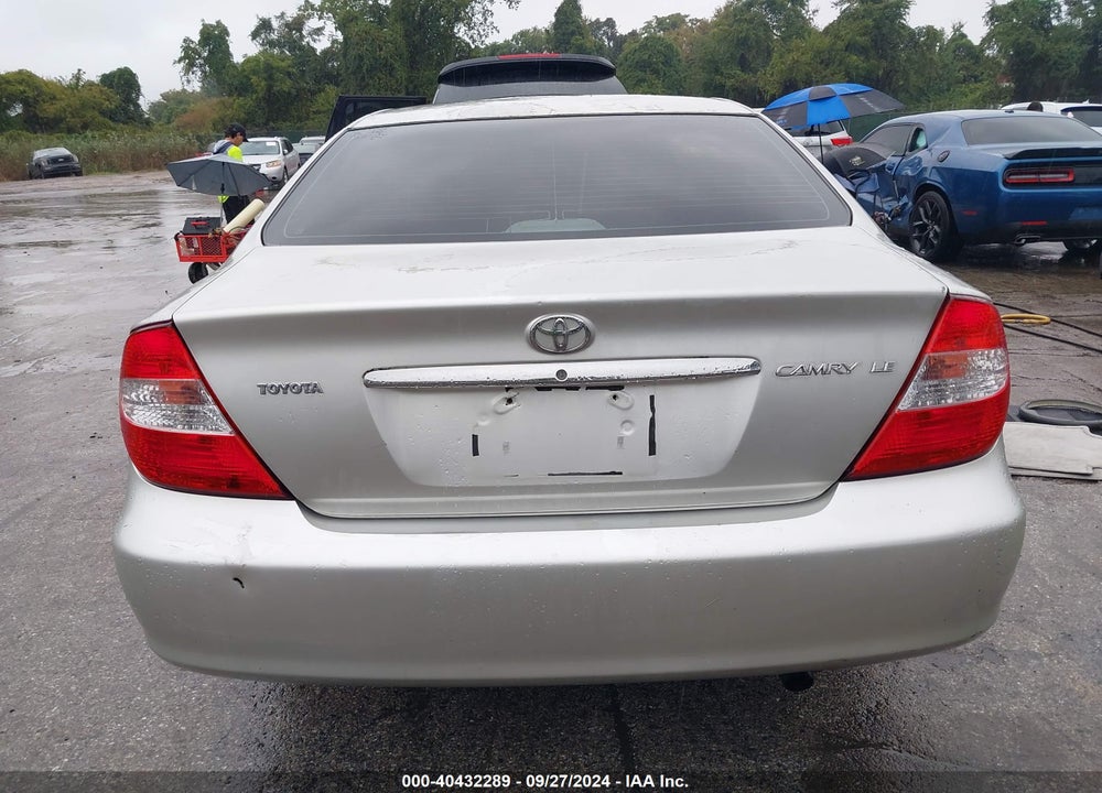 2004 TOYOTA CAMRY LE VIN: 4T1BE32K54U813080
