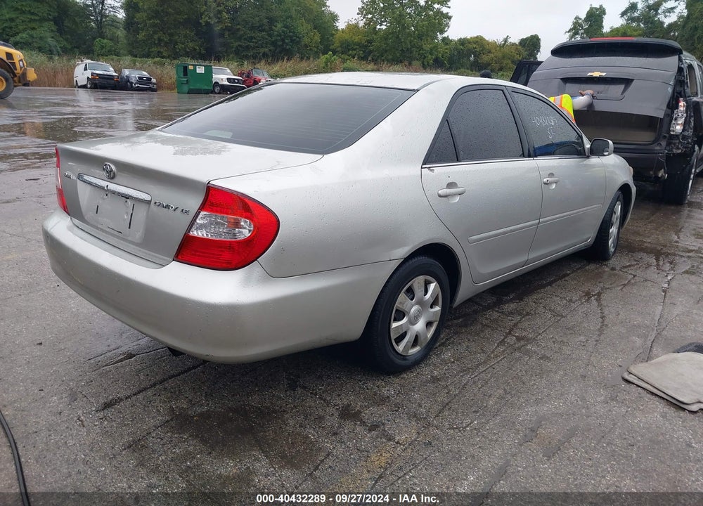 2004 TOYOTA CAMRY LE VIN: 4T1BE32K54U813080