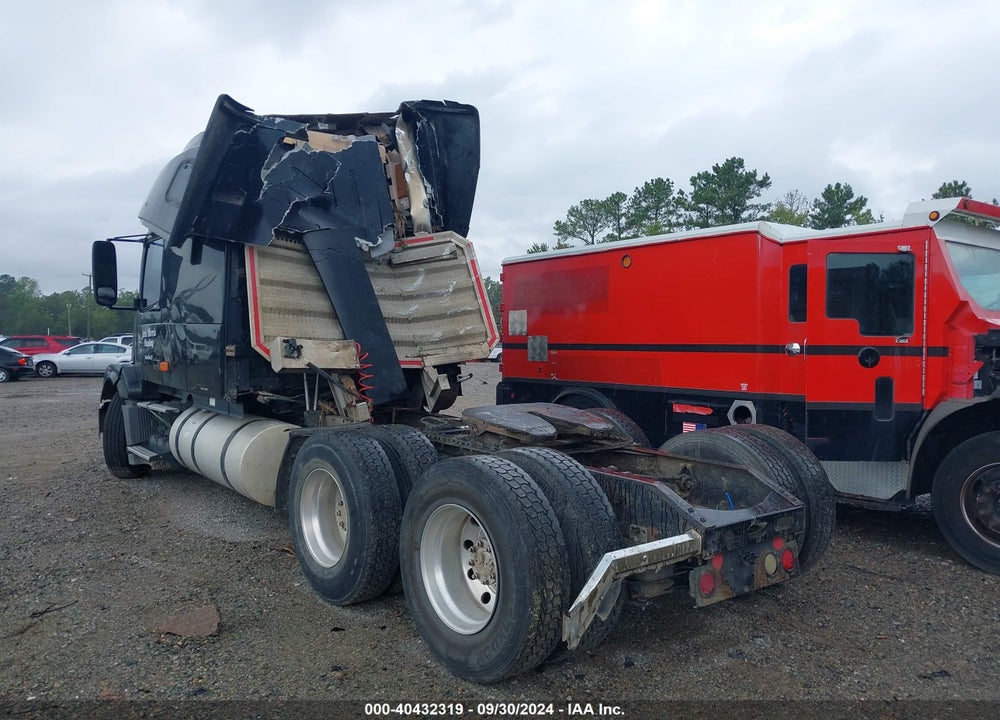 2006 VOLVO VN VNL VIN: 4V4NC9GH56N418535