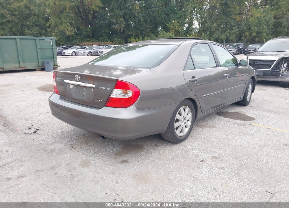 2002 TOYOTA CAMRY XLE V6 VIN: 4T1BF30K22U523957