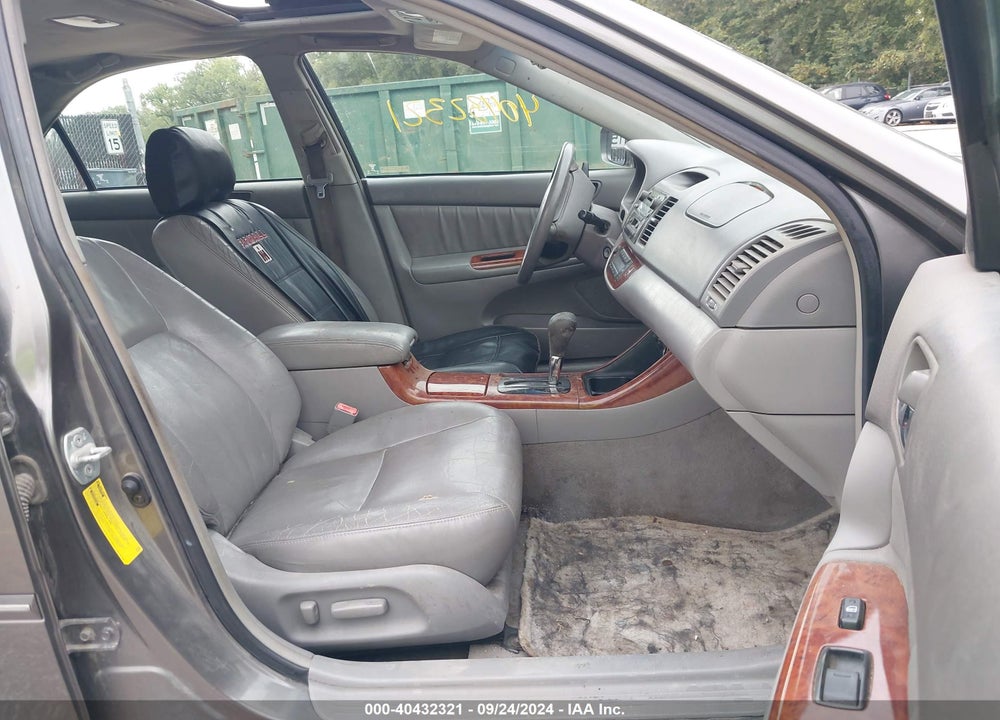 2002 TOYOTA CAMRY XLE V6 VIN: 4T1BF30K22U523957