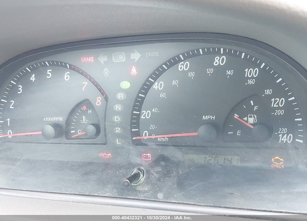 2002 TOYOTA CAMRY XLE V6 VIN: 4T1BF30K22U523957