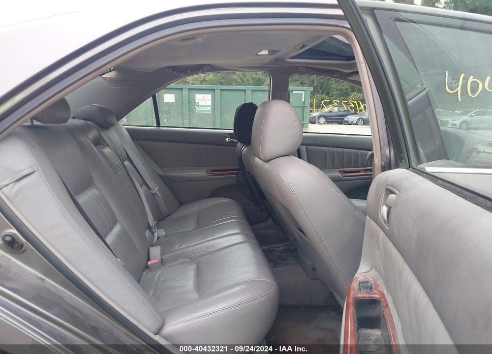 2002 TOYOTA CAMRY XLE V6 VIN: 4T1BF30K22U523957