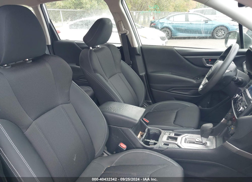 2019 SUBARU FORESTER VIN: JF2SKACC6KH418745