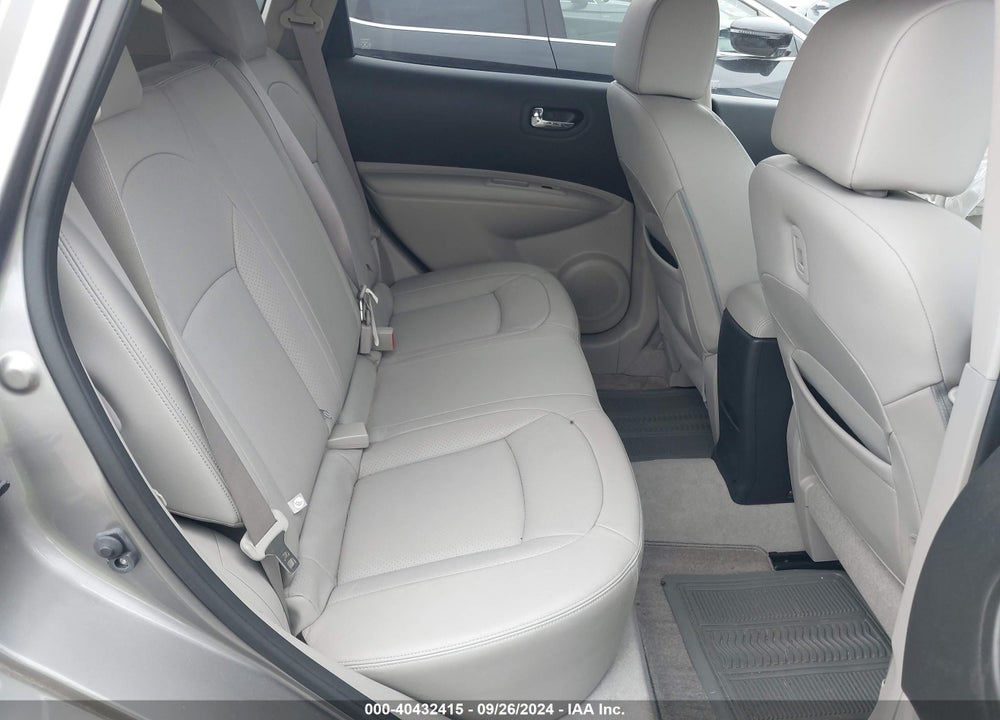 2013 NISSAN ROGUE SV W/SL PKG VIN: JN8AS5MV3DW104006