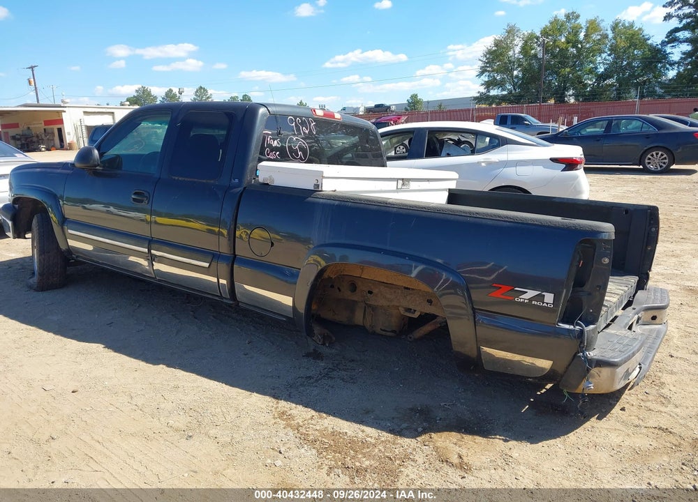 2003 CHEVROLET SILVERADO 1500 LS VIN: 1GCEK19T93E178760