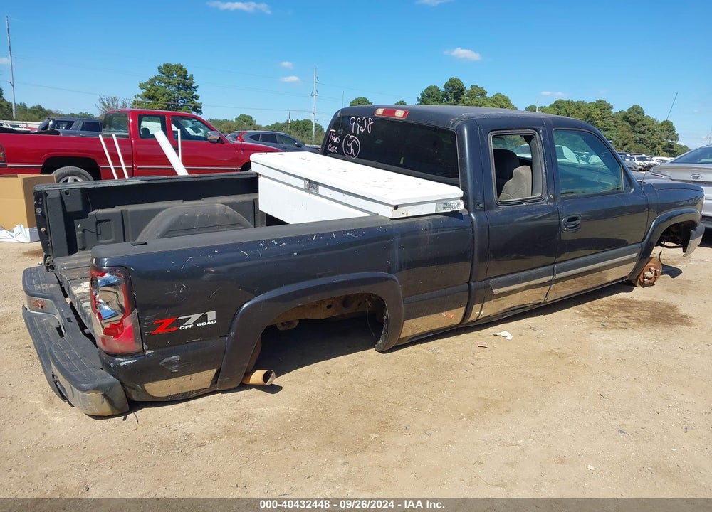 2003 CHEVROLET SILVERADO 1500 LS VIN: 1GCEK19T93E178760