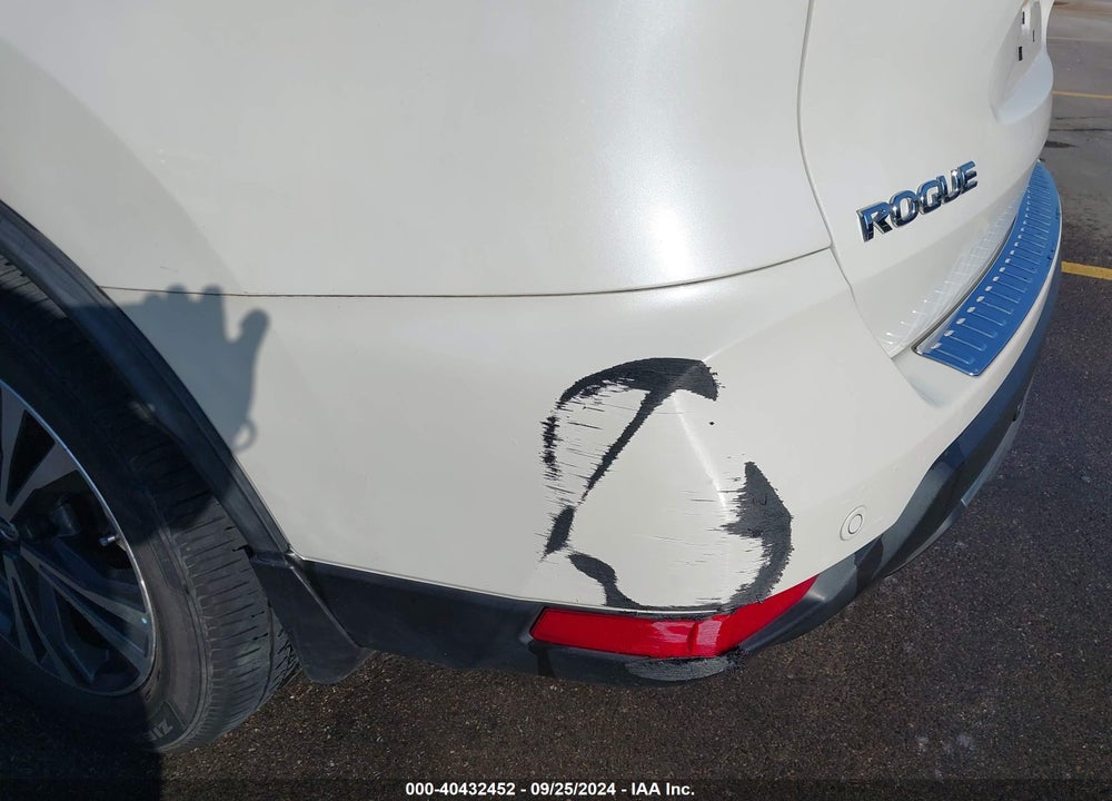 2020 NISSAN ROGUE SV FWD VIN: JN8AT2MT8LW001334