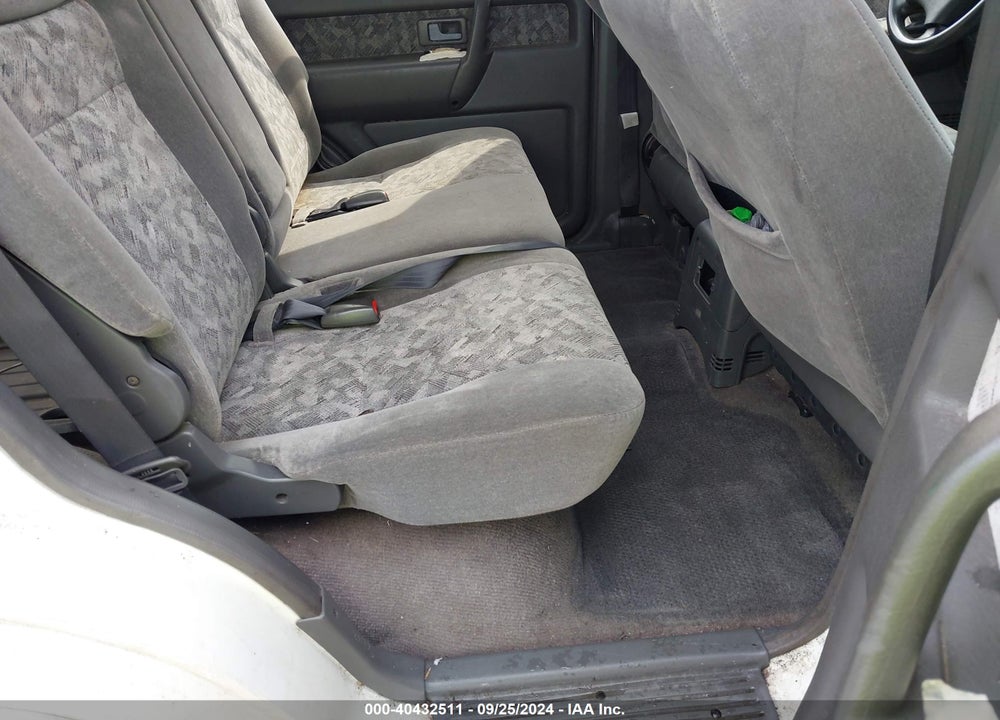 2002 ISUZU TROOPER LIMITED/LS/S VIN: JACDS58X327J07689