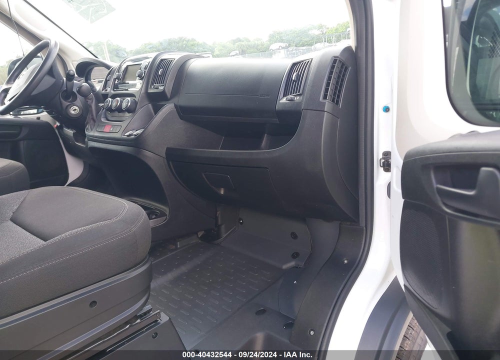 2018 RAM PROMASTER 2500 HIGH ROOF 159 WB VIN: 3C6TRVDG8JE155015