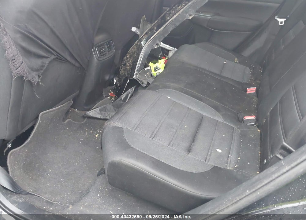 2017 HONDA CR-V LX VIN: 2HKRW6H39HH218959