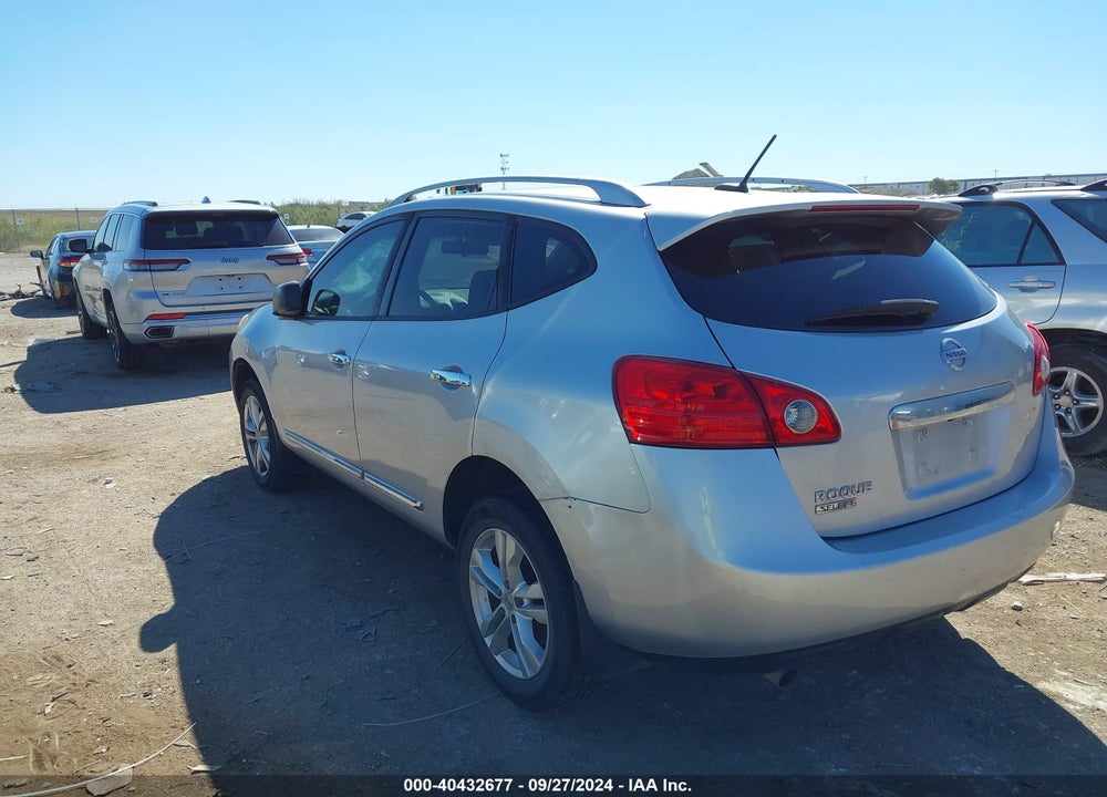 2015 NISSAN ROGUE SELECT S VIN: JN8AS5MT4FW163177