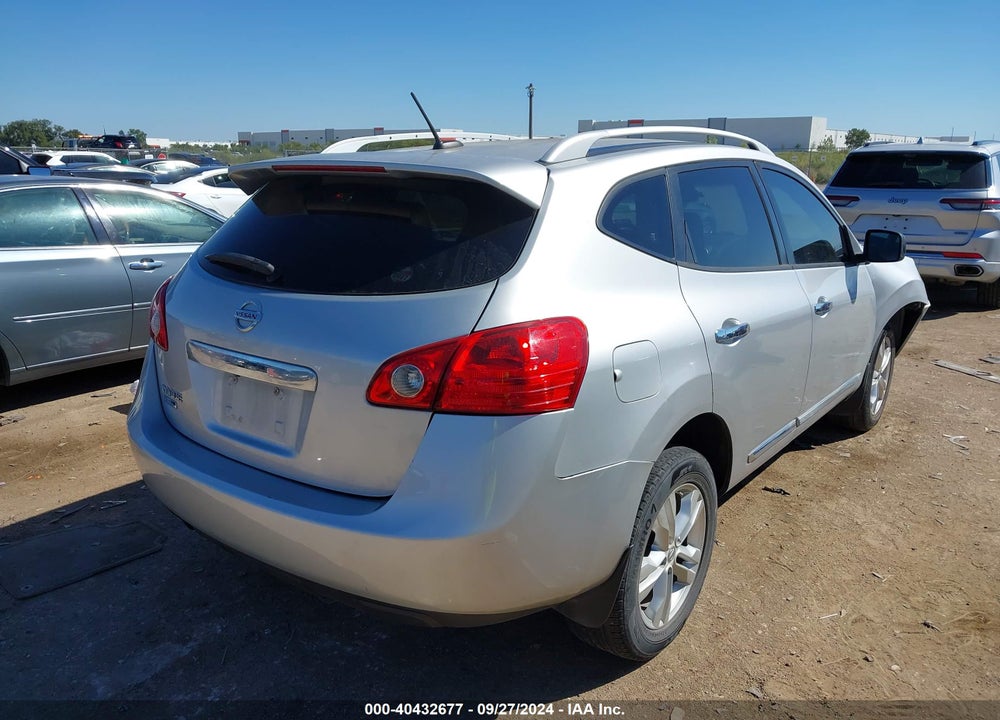 2015 NISSAN ROGUE SELECT S VIN: JN8AS5MT4FW163177