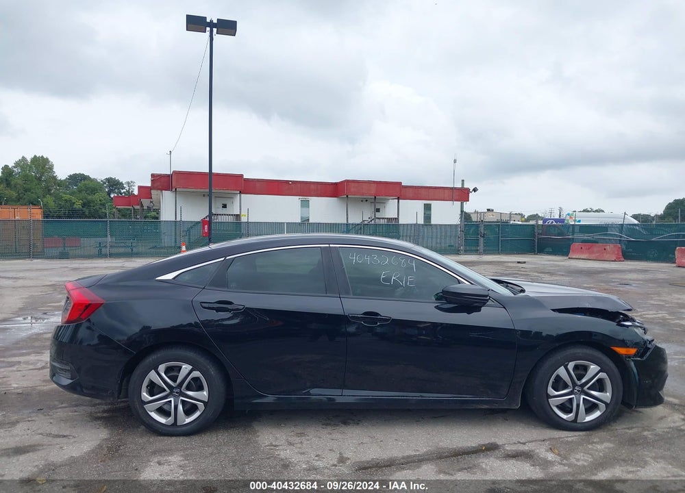 2018 HONDA CIVIC LX VIN: 19XFC2F55JE024173