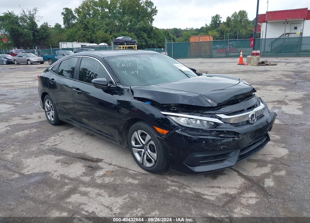 2018 HONDA CIVIC LX VIN: 19XFC2F55JE024173