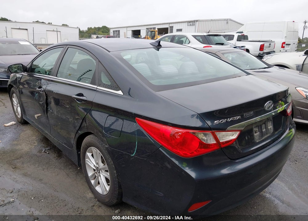 2014 HYUNDAI SONATA GLS VIN: 5NPEB4AC2EH892763