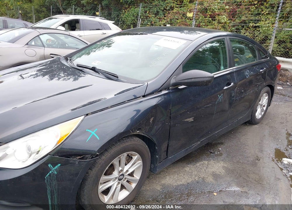 2014 HYUNDAI SONATA GLS VIN: 5NPEB4AC2EH892763