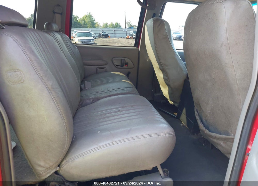 1997 GMC SUBURBAN 2500 SL VIN: 1GKGK26F4VJ730256