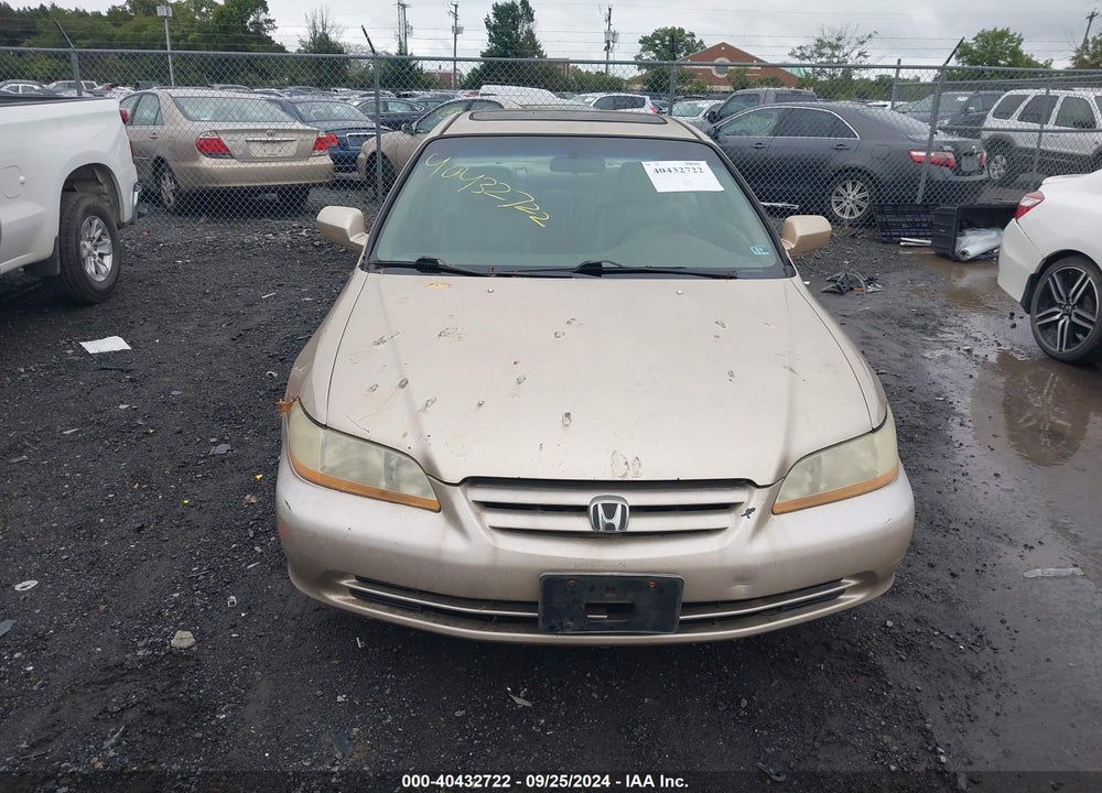 2002 HONDA ACCORD 3.0 EX VIN: 1HGCG16562A024948