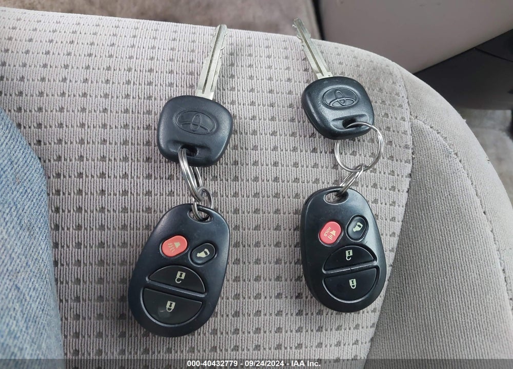 2006 TOYOTA SIENNA LE VIN: 5TDZA23C16S534491