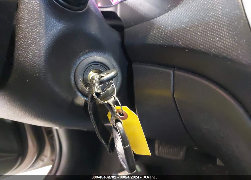 2013 HYUNDAI ACCENT GS VIN: KMHCT5AE2DU086577