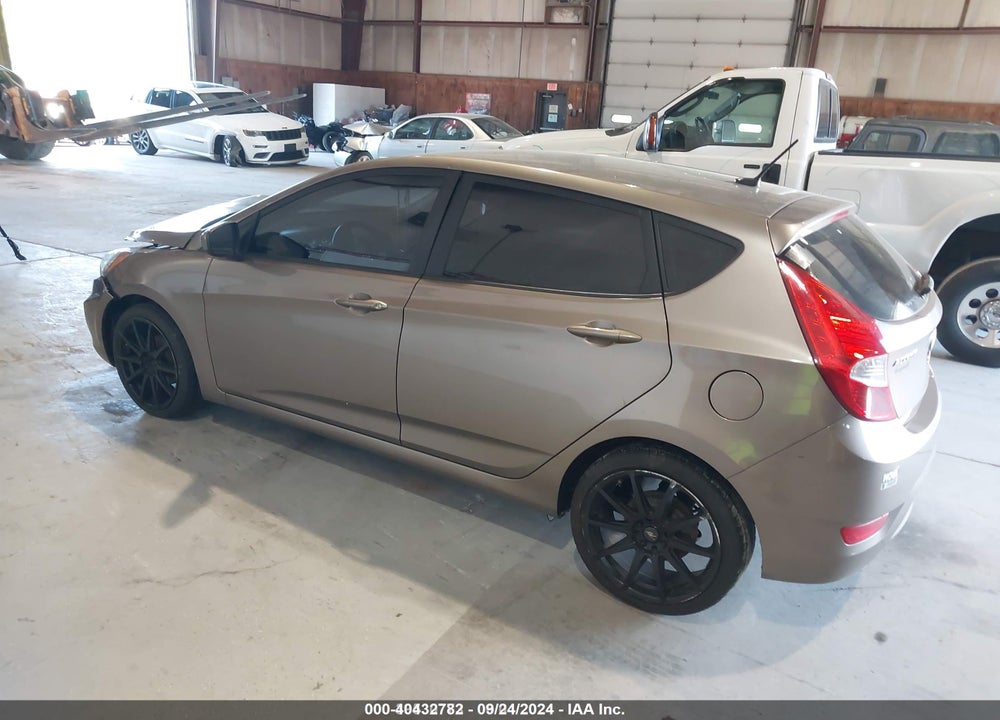 2013 HYUNDAI ACCENT GS VIN: KMHCT5AE2DU086577