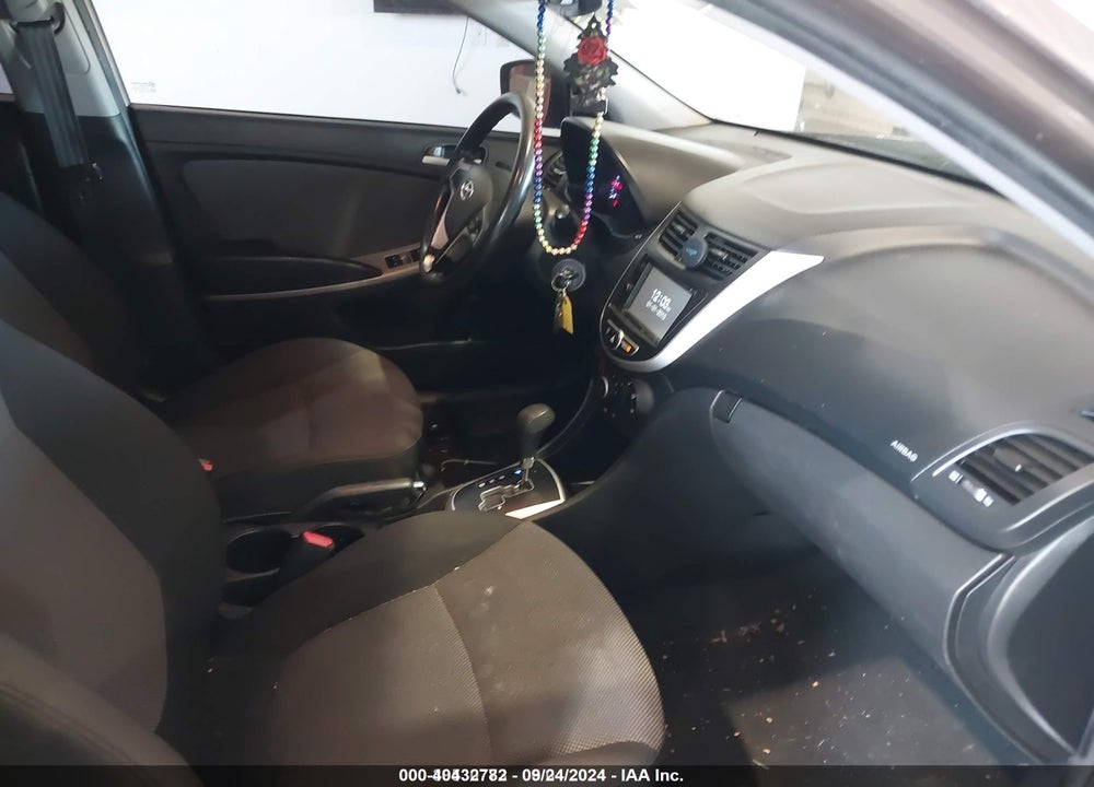 2013 HYUNDAI ACCENT GS VIN: KMHCT5AE2DU086577