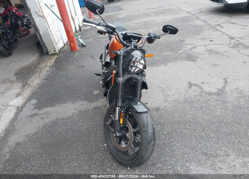 2020 HARLEY-DAVIDSON ELW VIN: 1HD2XAEB9LB802042