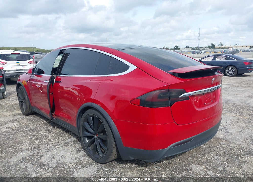 2017 TESLA MODEL X 100D/75D/90D VIN: 5YJXCDE23HF068880