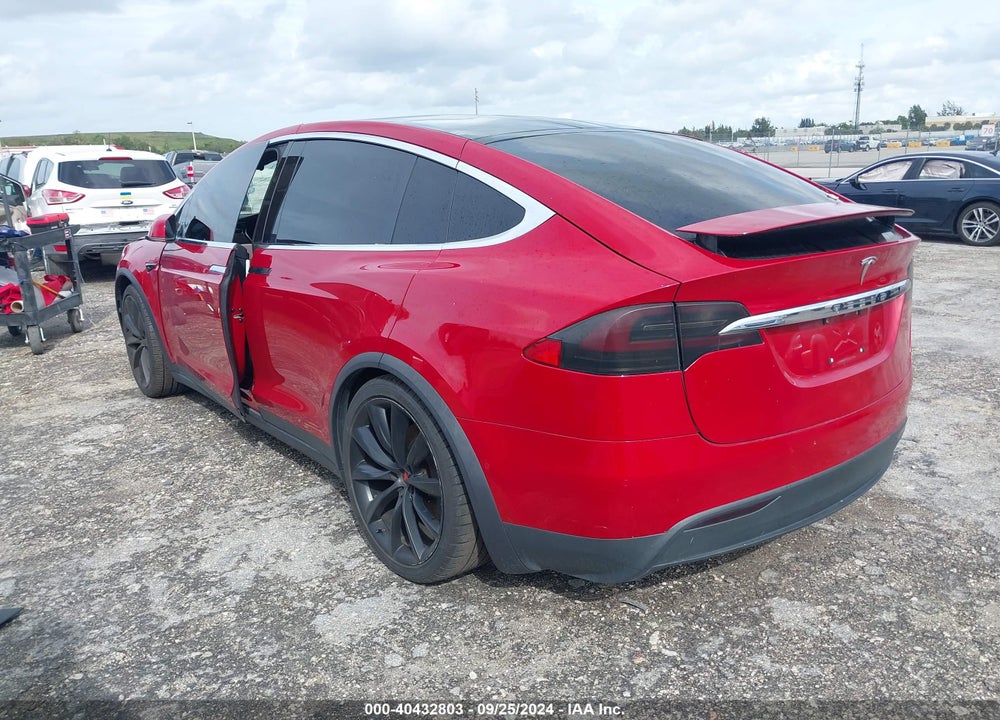 2017 TESLA MODEL X 100D/75D/90D VIN: 5YJXCDE23HF068880