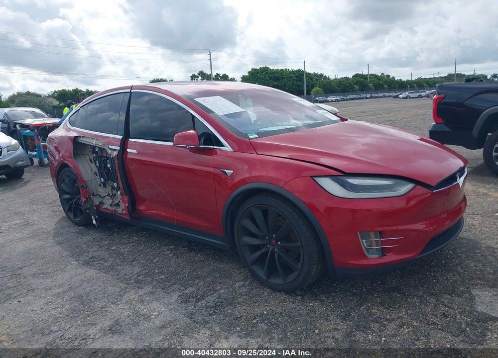 2017 TESLA MODEL X 100D/75D/90D VIN: 5YJXCDE23HF068880