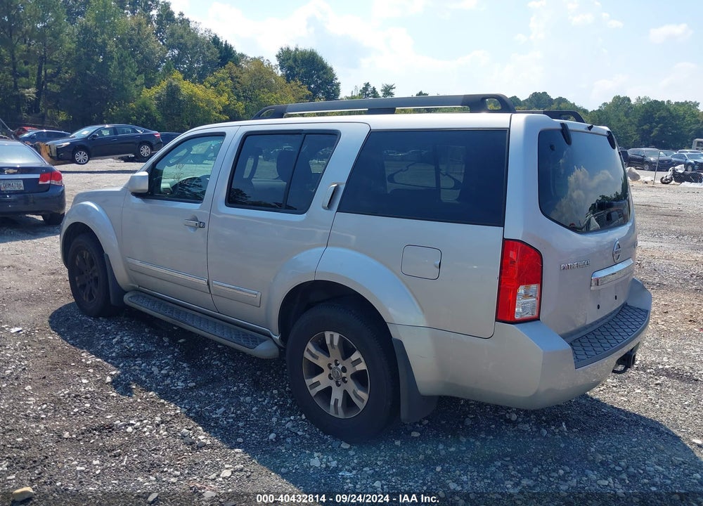 2011 NISSAN PATHFINDER SILVER VIN: 5N1AR1NN3BC634825
