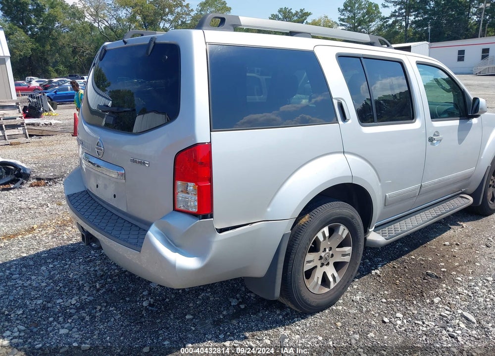 2011 NISSAN PATHFINDER SILVER VIN: 5N1AR1NN3BC634825