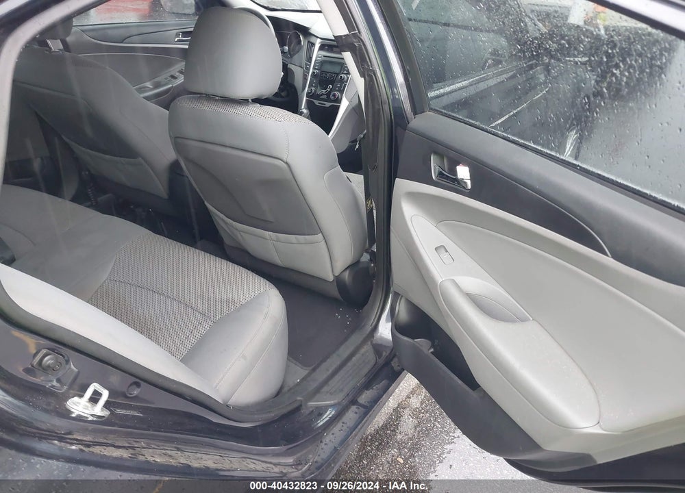 2013 HYUNDAI SONATA GLS VIN: 5NPEB4AC7DH545170