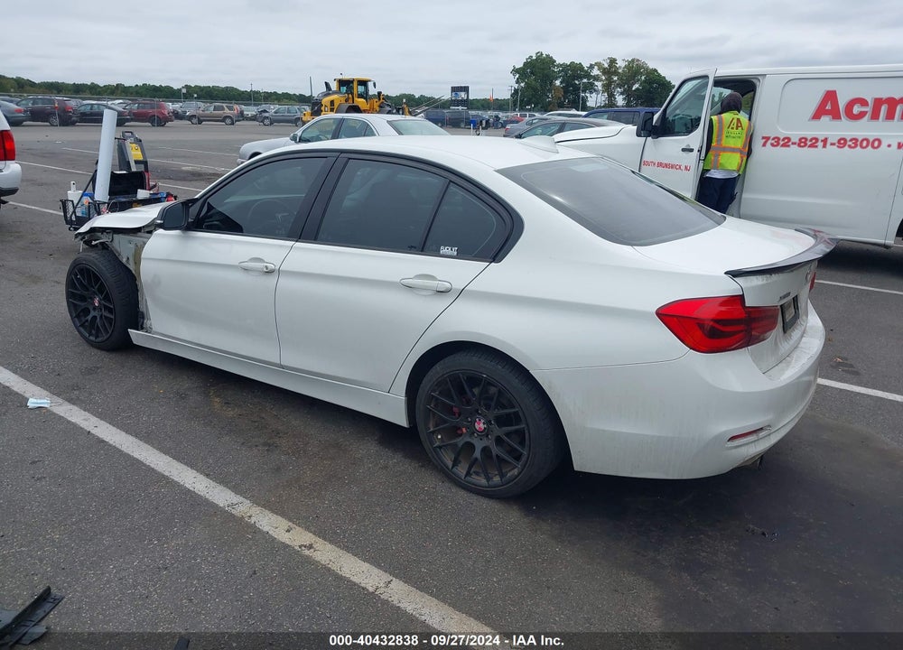 2016 BMW 320I XDRIVE VIN: WBA8E5G50GNT41542