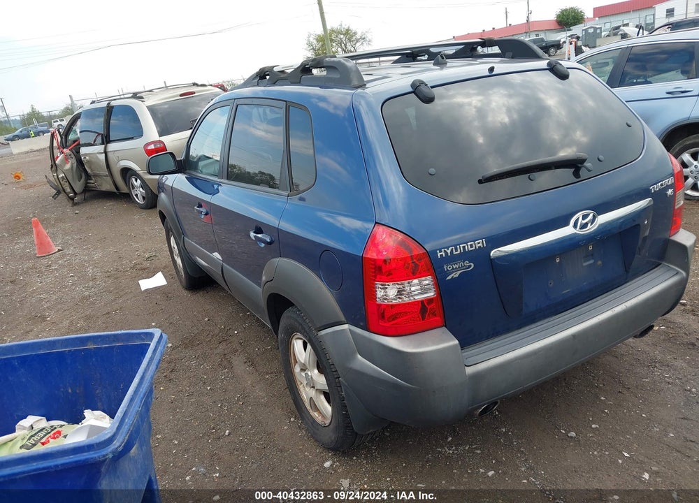 2005 HYUNDAI TUCSON GLS/LX VIN: KM8JN12D25U042693