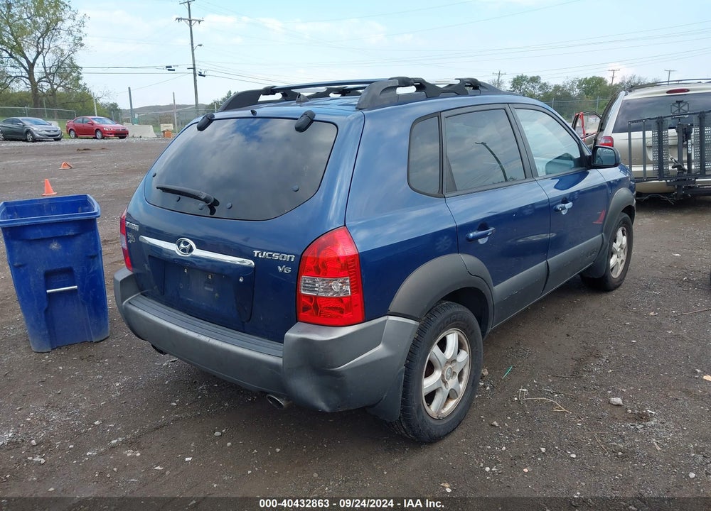 2005 HYUNDAI TUCSON GLS/LX VIN: KM8JN12D25U042693
