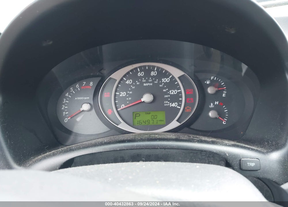 2005 HYUNDAI TUCSON GLS/LX VIN: KM8JN12D25U042693