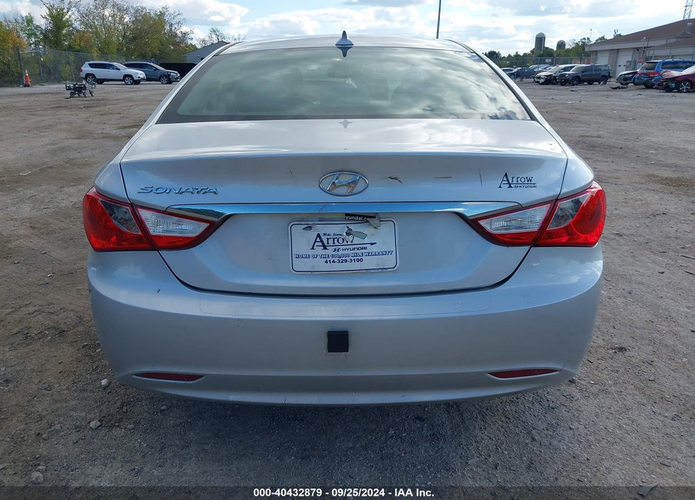 2013 HYUNDAI SONATA GLS VIN: 5NPEB4AC6DH527744