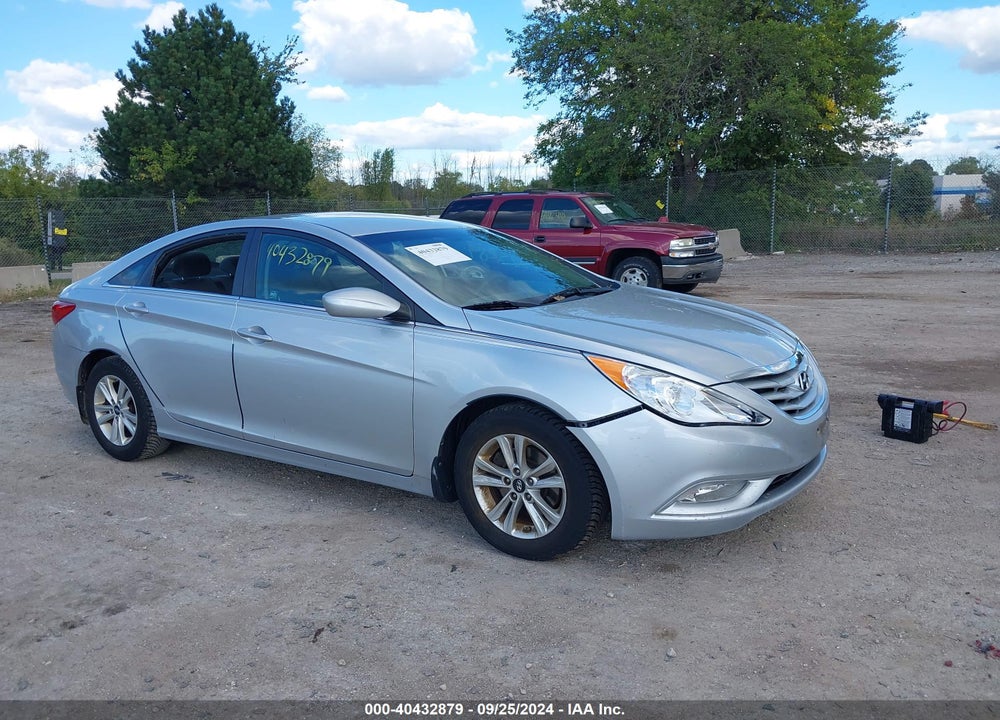 2013 HYUNDAI SONATA GLS VIN: 5NPEB4AC6DH527744