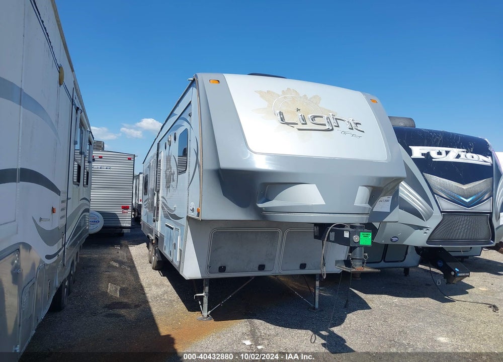 2015 HIGH LIGHT VIN: 58TFX3520F2019674