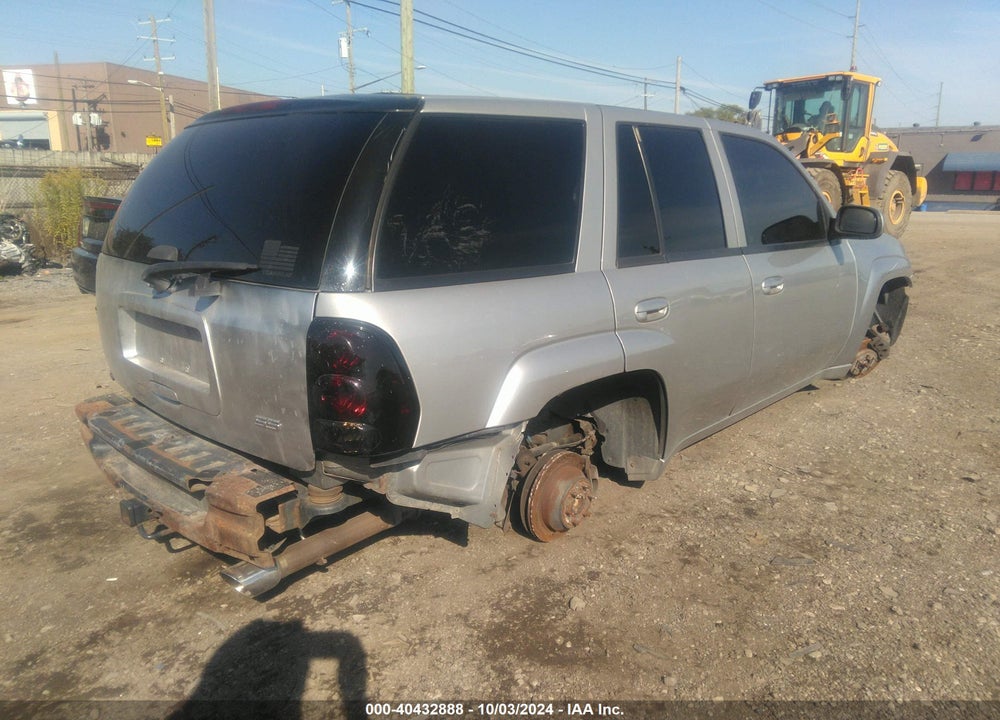 2007 CHEVROLET TRAILBLAZER SS VIN: 1GNES13H272275298