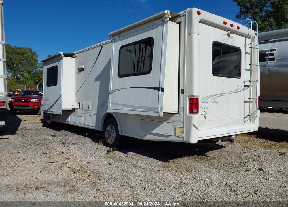 2003 WORKHORSE CUSTOM CHASSIS MOTORHOME CHASSIS P3500 VIN: 5B4KP57G333364863