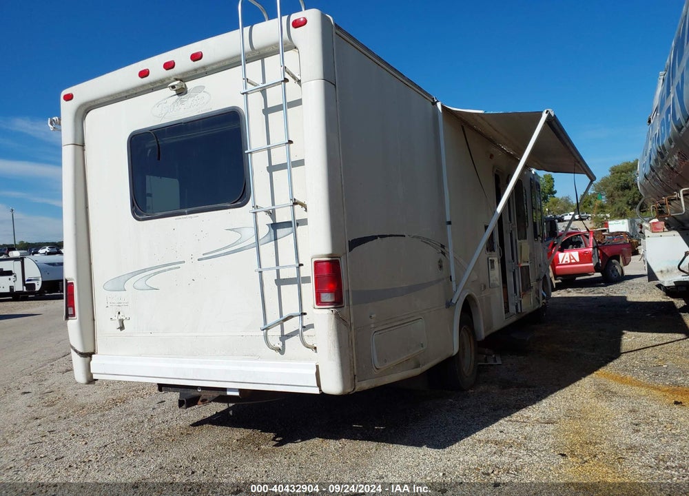 2003 WORKHORSE CUSTOM CHASSIS MOTORHOME CHASSIS P3500 VIN: 5B4KP57G333364863
