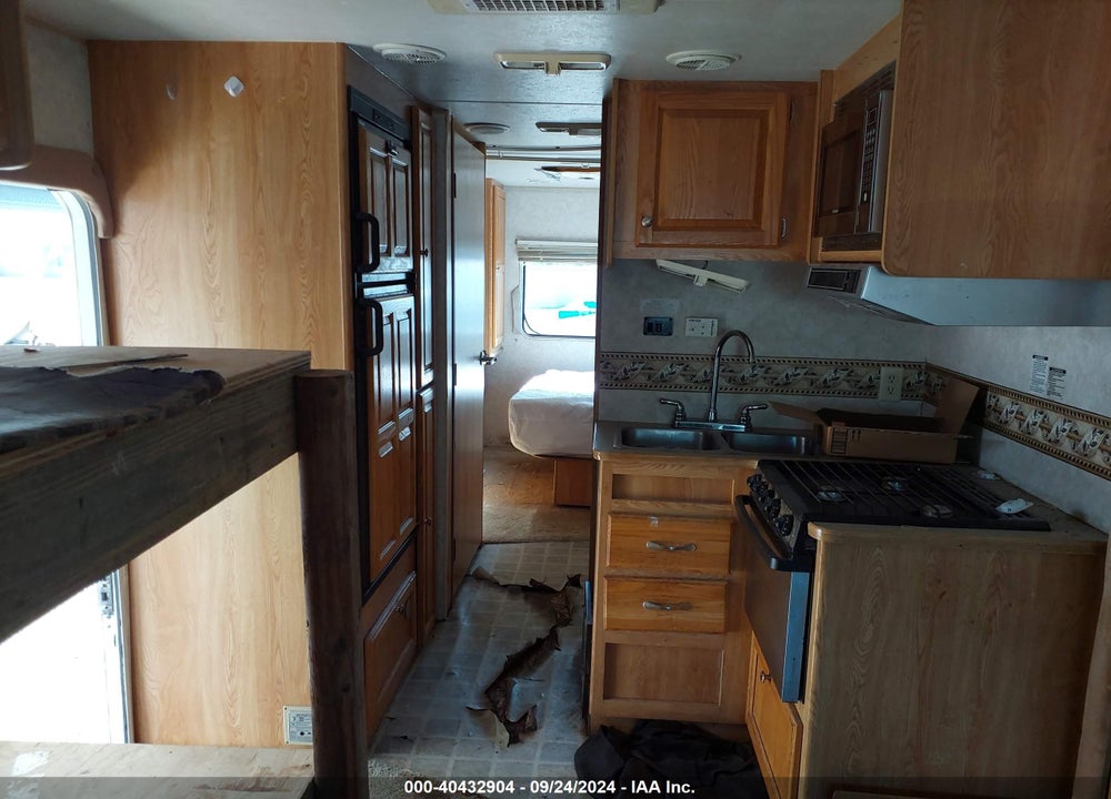 2003 WORKHORSE CUSTOM CHASSIS MOTORHOME CHASSIS P3500 VIN: 5B4KP57G333364863