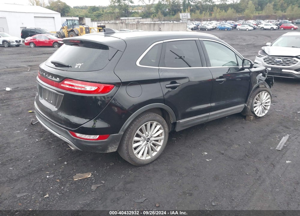 2019 LINCOLN MKC STANDARD VIN: 5LMCJ1D98KUL39439
