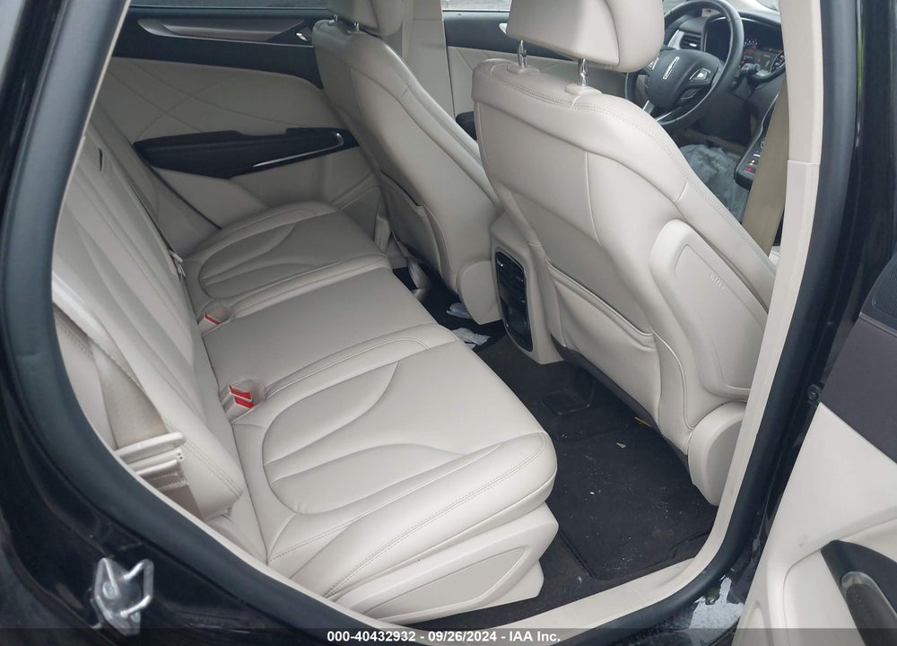 2019 LINCOLN MKC STANDARD VIN: 5LMCJ1D98KUL39439