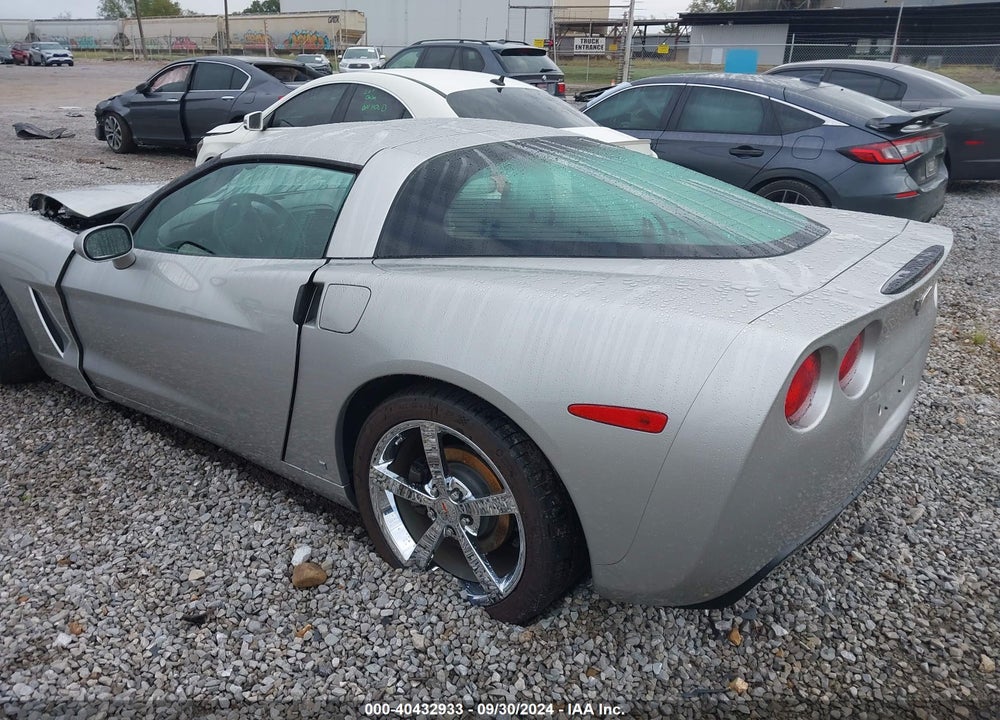 2008 CHEVROLET CORVETTE VIN: 1G1YY25WX85127527