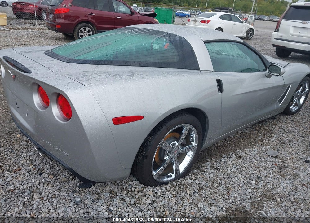 2008 CHEVROLET CORVETTE VIN: 1G1YY25WX85127527