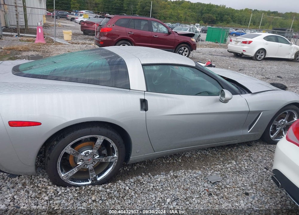 2008 CHEVROLET CORVETTE VIN: 1G1YY25WX85127527